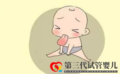 喝母乳的寶寶舌苔又白又厚，正常嗎？警惕這4種疾病(圖1)